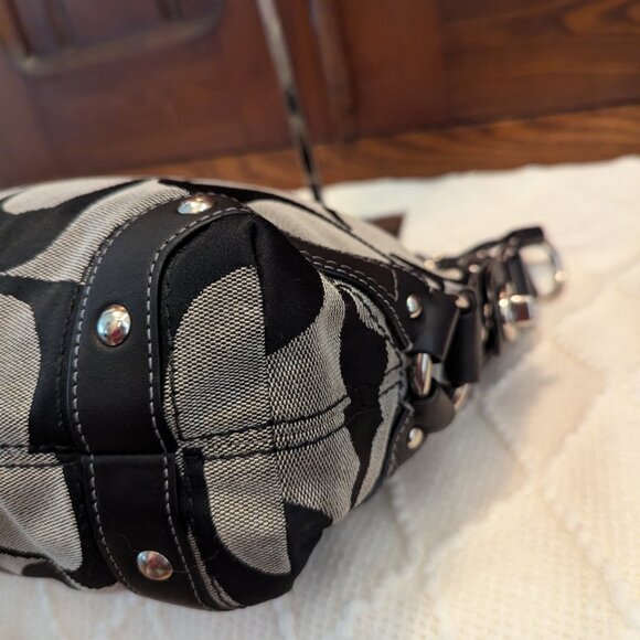 Coach Signature Carly Hobo Black Gray Canvas Brass Shoulder Bag Purse 12871 - Picture 7 of 12